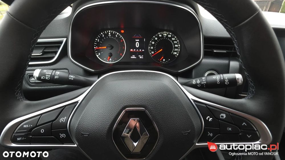 Renault Clio TCe 100 INTENS - 20