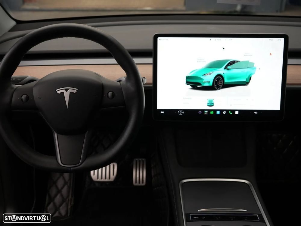 Tesla Model Y Performance Dual Motor AWD - 5