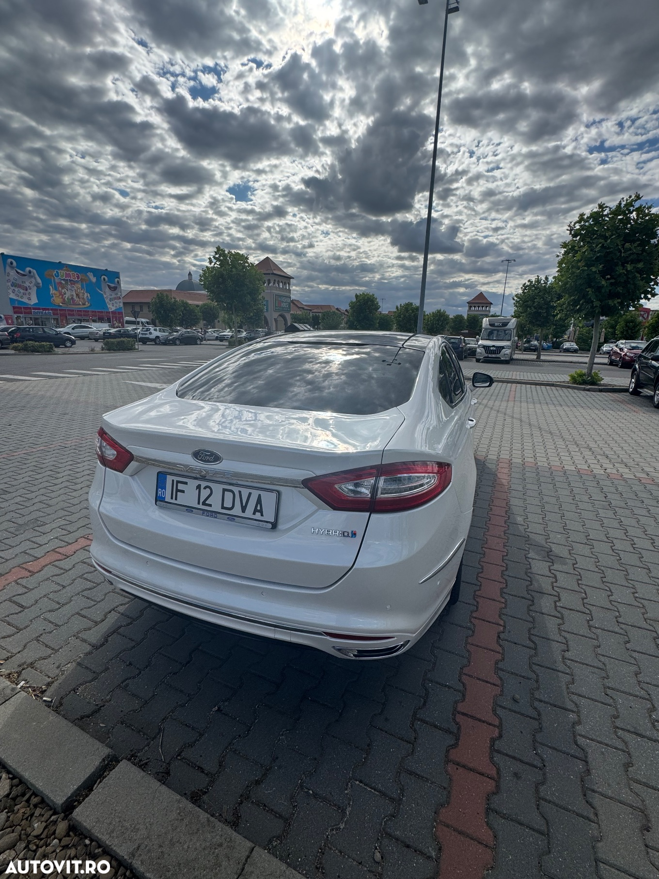 Ford Mondeo Vignale 2.0 Hybrid - 9