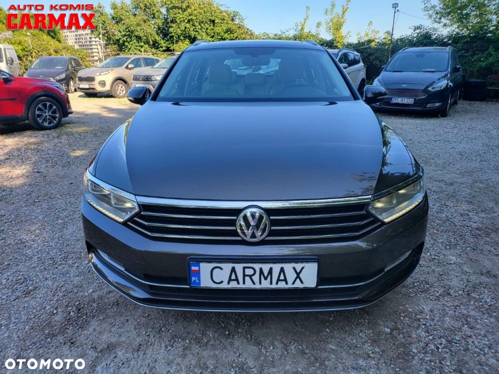 Volkswagen Passat - 10