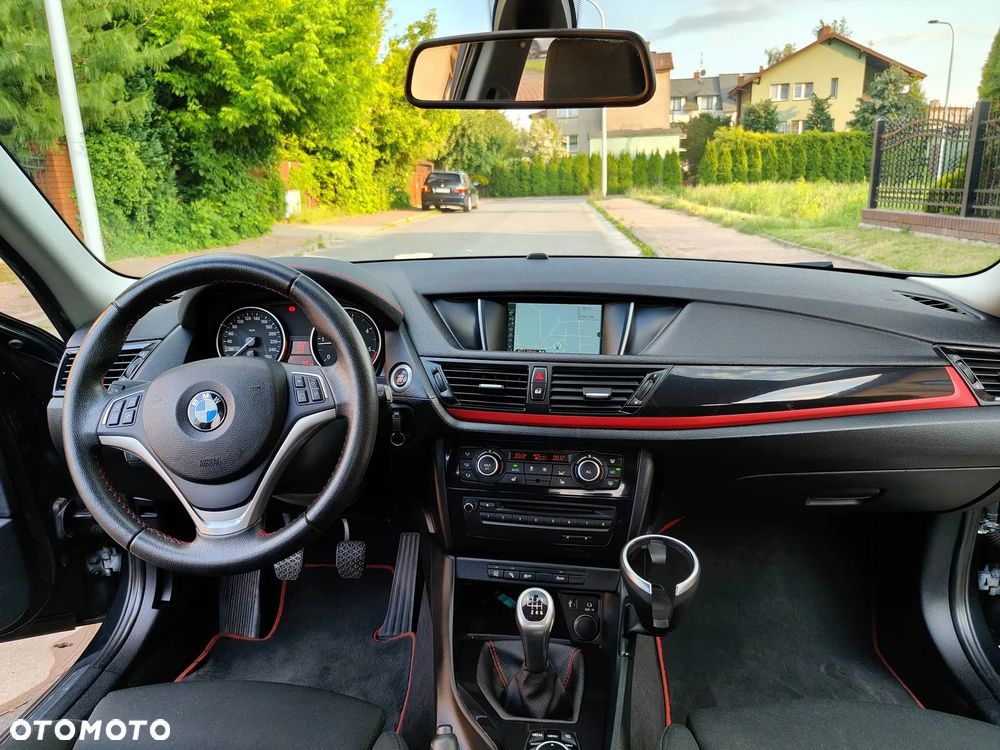 BMW X1 sDrive16d Sport Line - 23