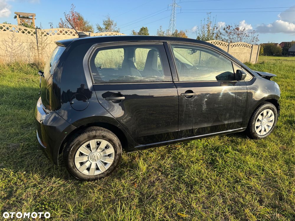 Volkswagen up! - 32