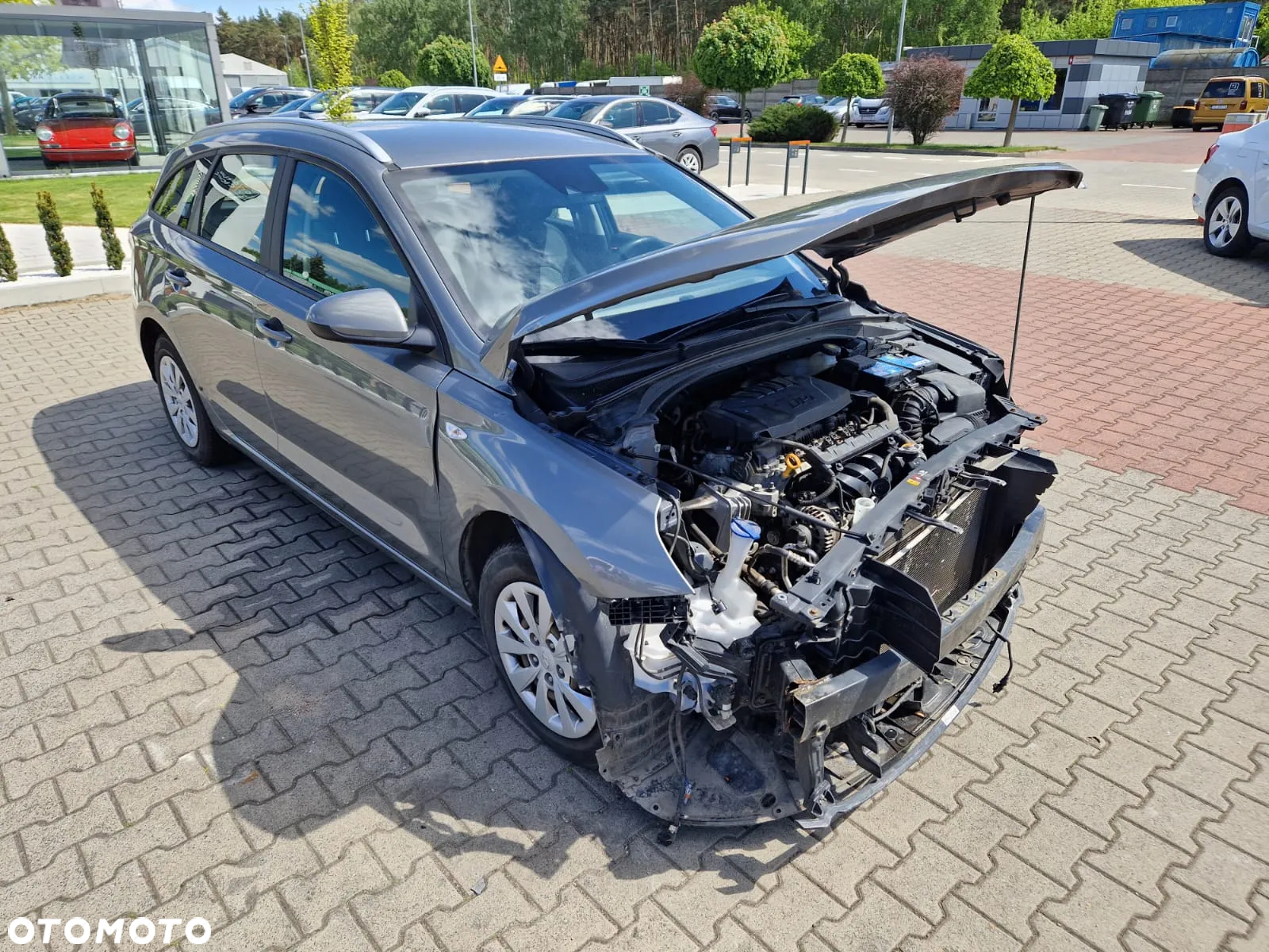Hyundai i30 - 12