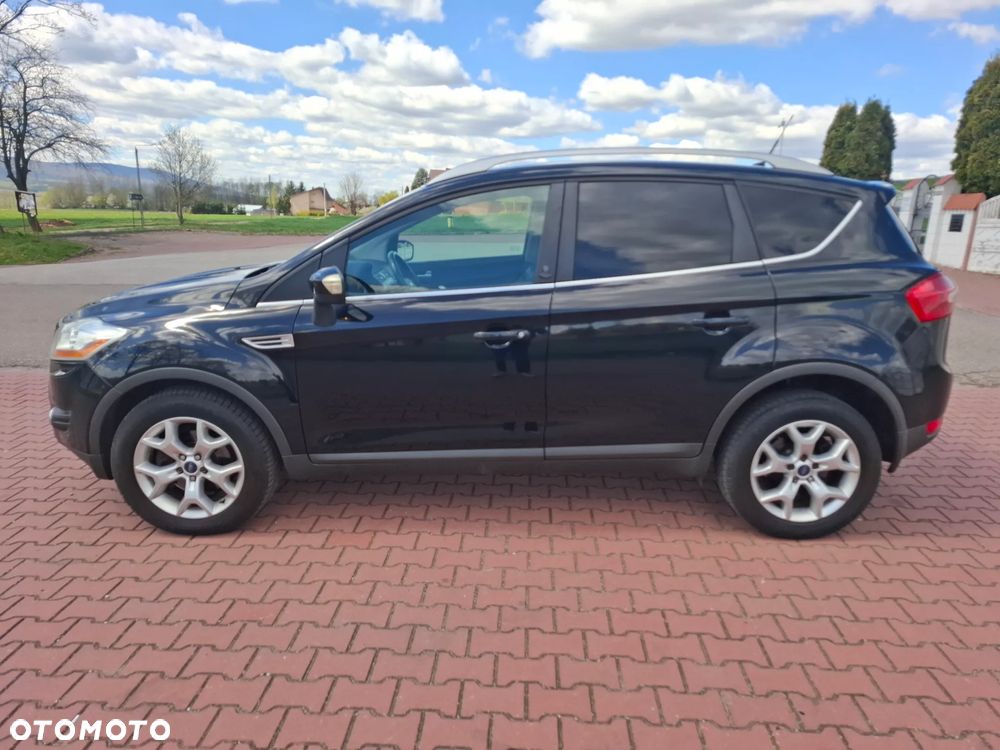 Ford Kuga 2.0 TDCi 4x4 Titanium - 34