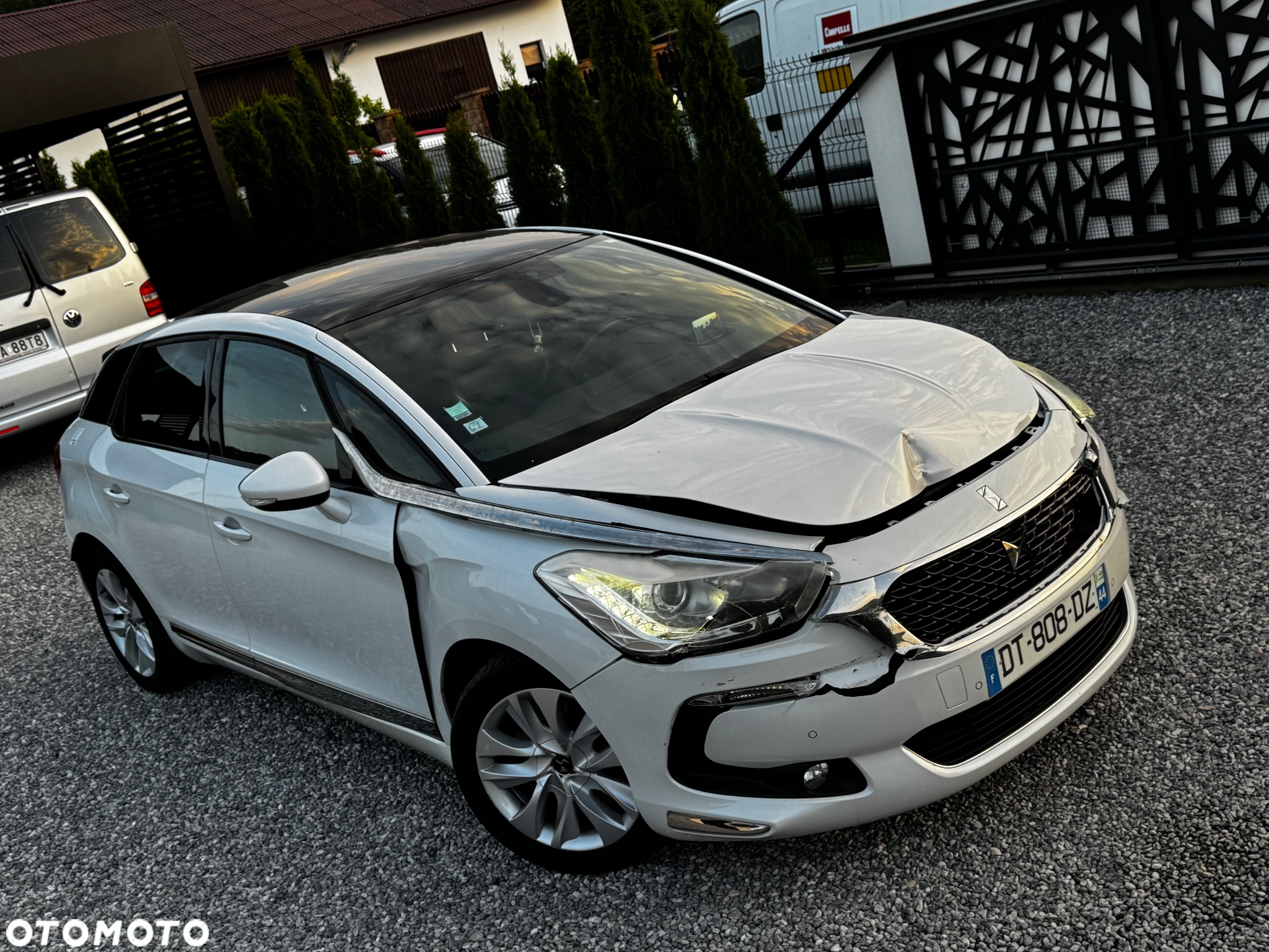 Citroën DS5 2.0 BlueHDi SoChic - 12