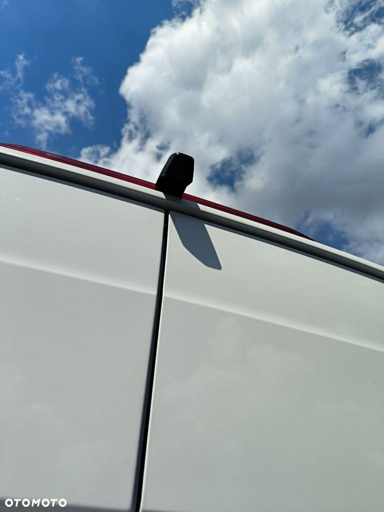 Volkswagen Crafter - 19