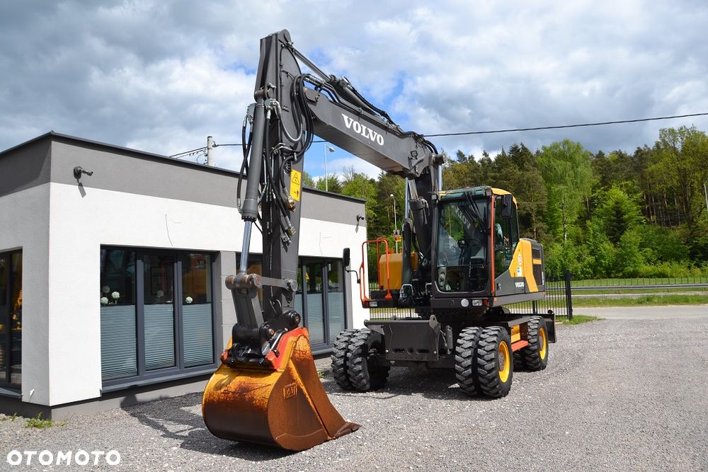 Volvo EW 180 E, - 2