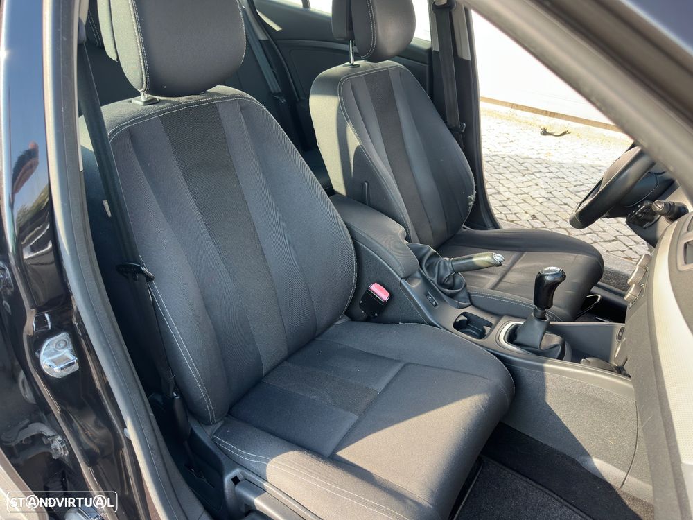 Renault Mégane 1.5 dCi Dynamique - 8