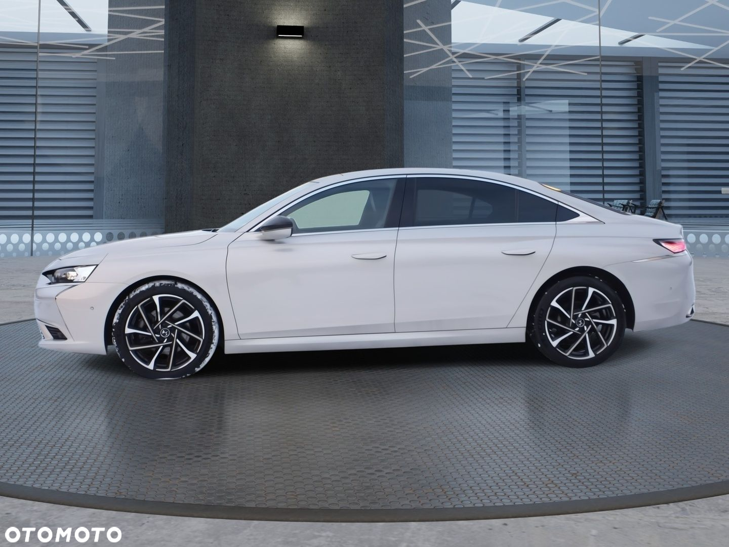 DS Automobiles DS 9 1.6 PureTech Rivoli + - 5