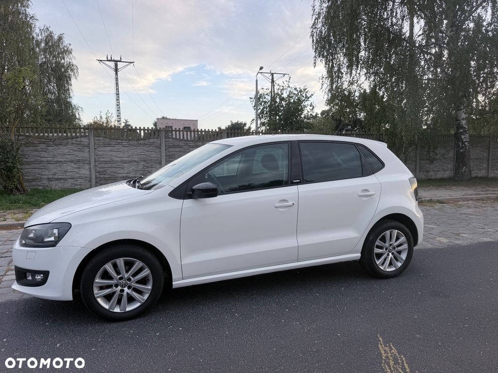 Volkswagen Polo - 2