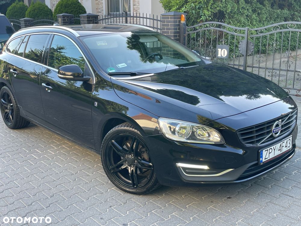 Volvo V60 D2 Ocean Race - 1