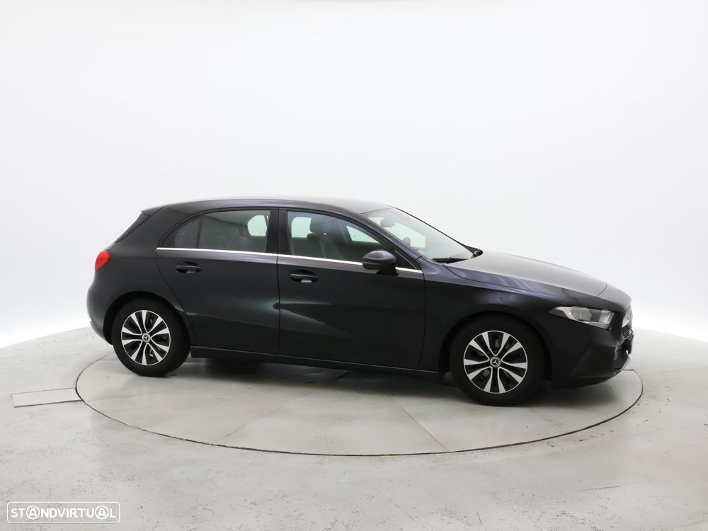 Mercedes-Benz A 180 d Style Plus - 9