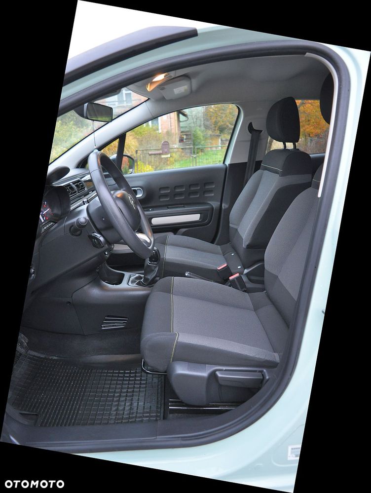Citroën C3 1.2 PureTech Shine - 28