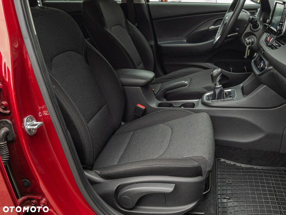 Hyundai i30 - 24