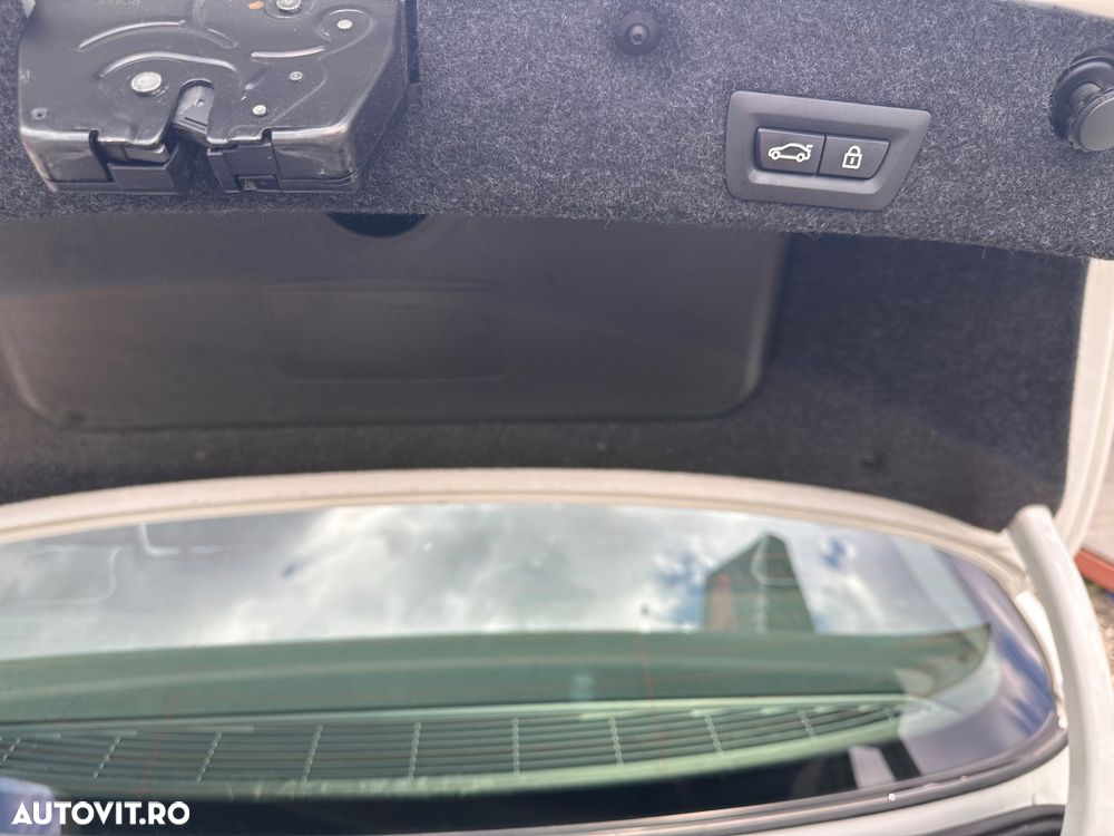 BMW Seria 5 520d xDrive Aut. Luxury Line - 13