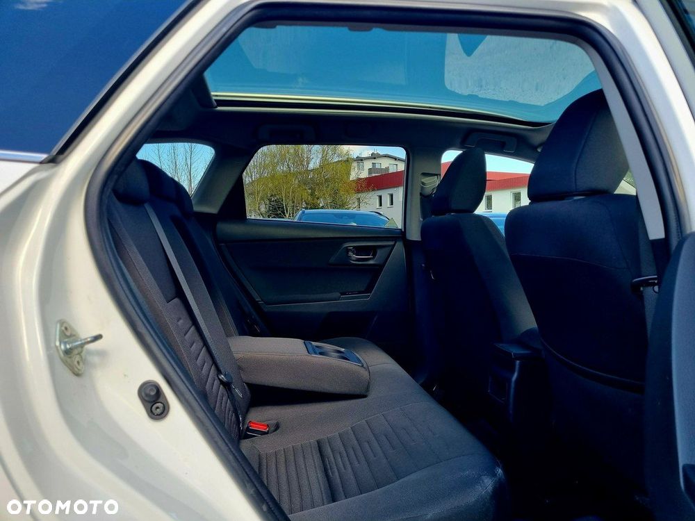 Toyota Auris Hybrid 135 Premium - 12