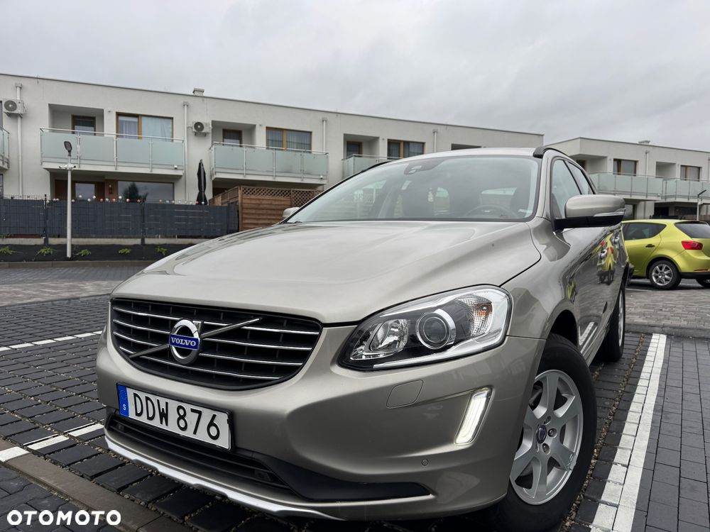 Volvo XC 60 D4 AWD Momentum - 1