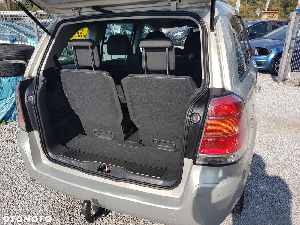 Opel Zafira 1.8 Innovation - 28