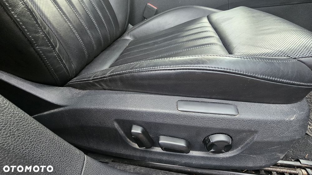 Skoda Superb 2.0 TDI L&K DSG - 18