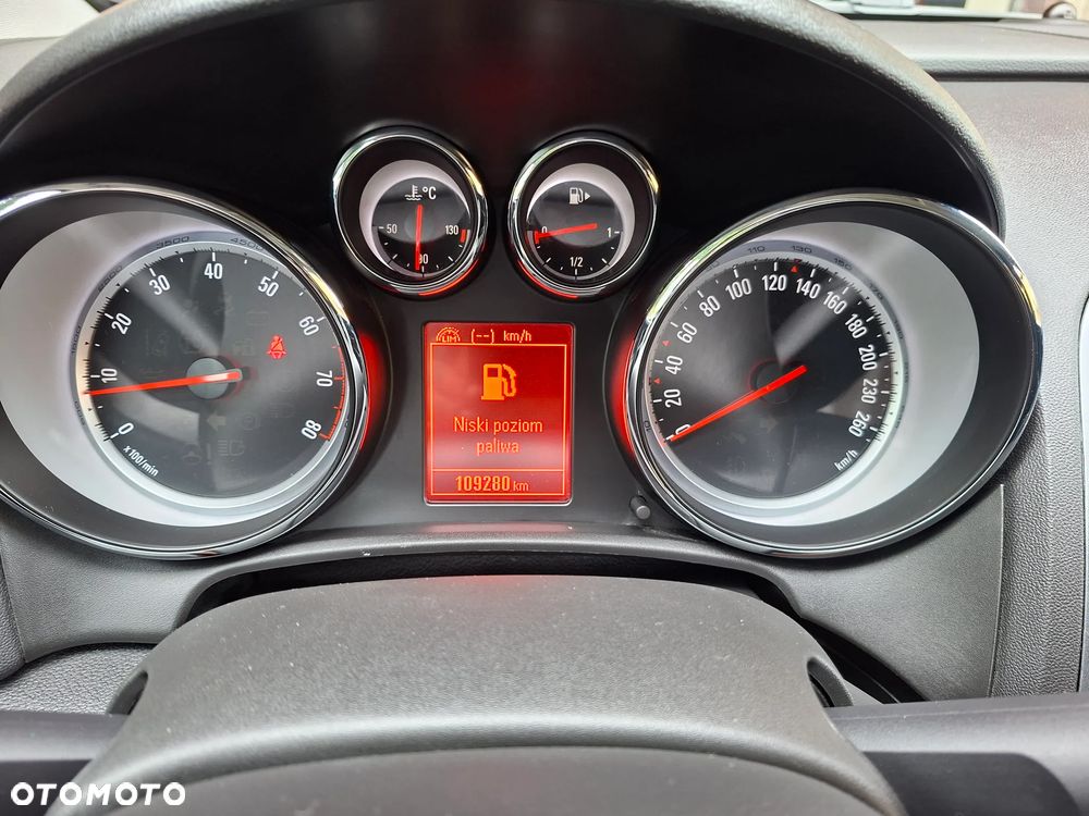 Opel Astra 1.4 Turbo Style - 25