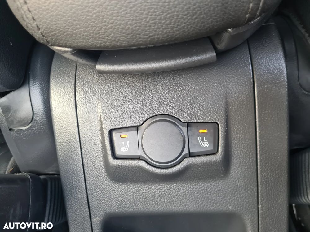 Chevrolet Captiva 2.0 4WD 7 Sitzer Automatik LT - 33