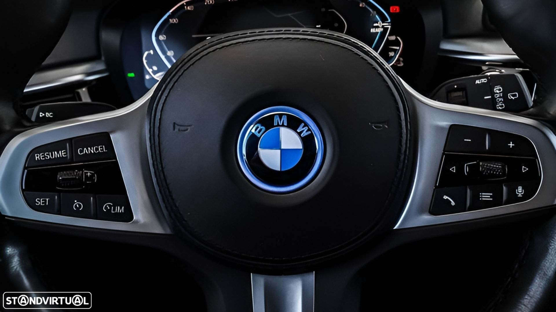 BMW 530 e - 19