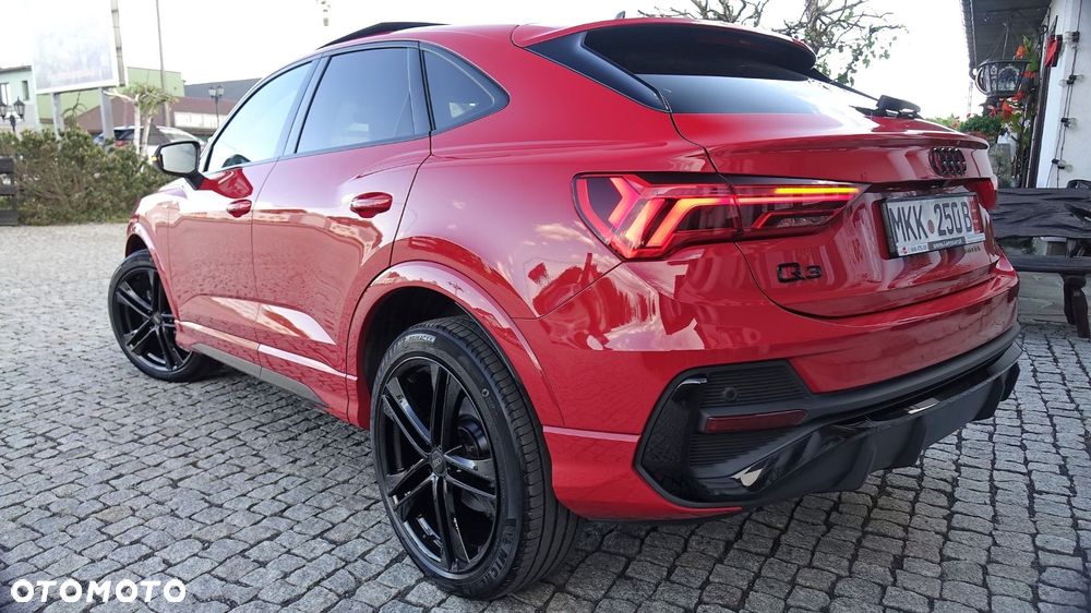 Audi Q3 Sportback - 4
