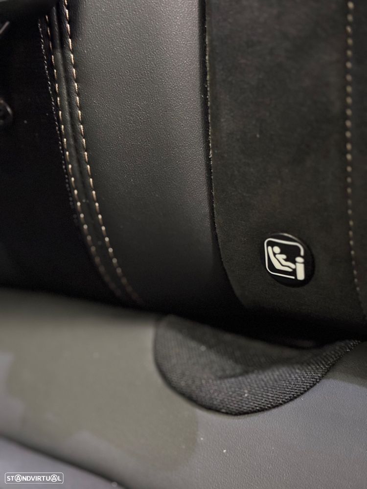 Peugeot 3008 1.5 BlueHDi GT EAT8 - 38