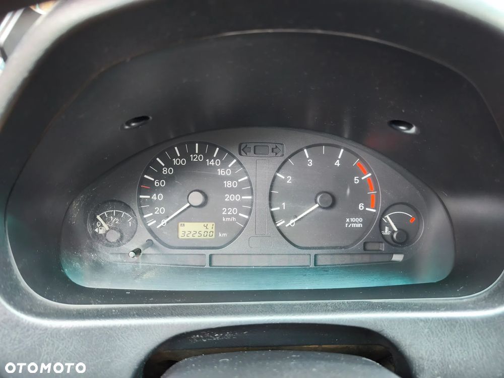 Mitsubishi Space Star 1.9 DI-D Comfort - 8