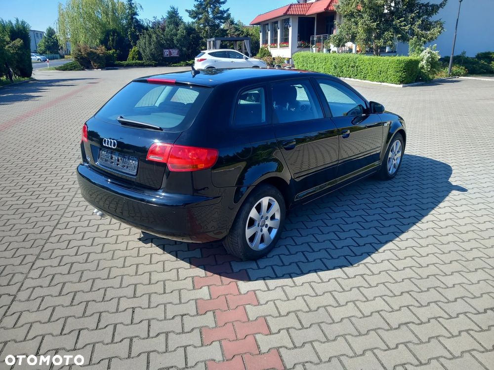 Audi A3 Sportback - 12