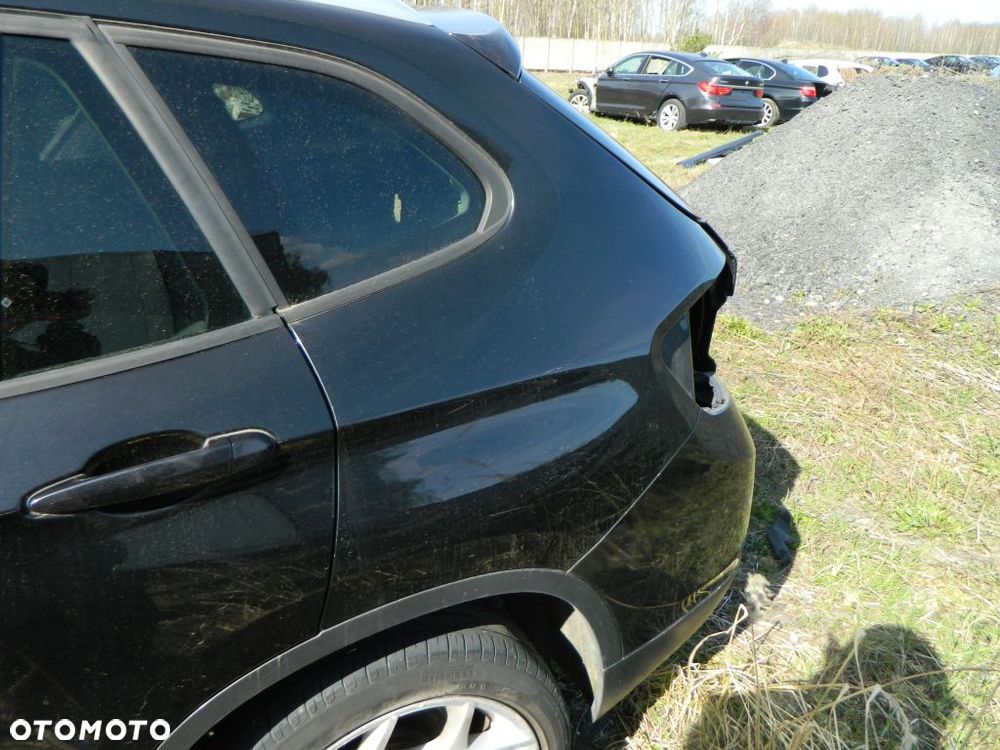 BMW X1 E84 LCI 2013 Black Sapphire Metallic 475 NA CZĘŚCI - 15