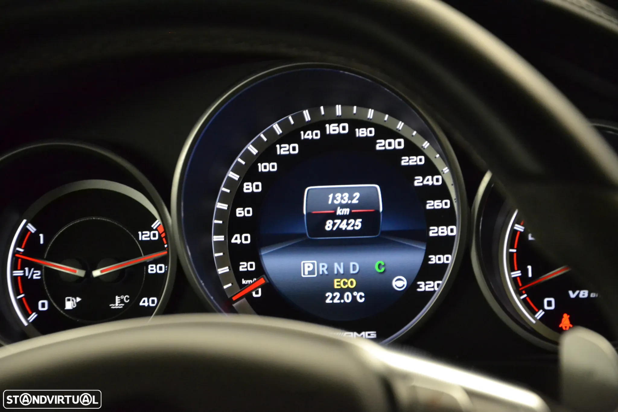Mercedes-Benz E 63 AMG S 4-Matic - 38
