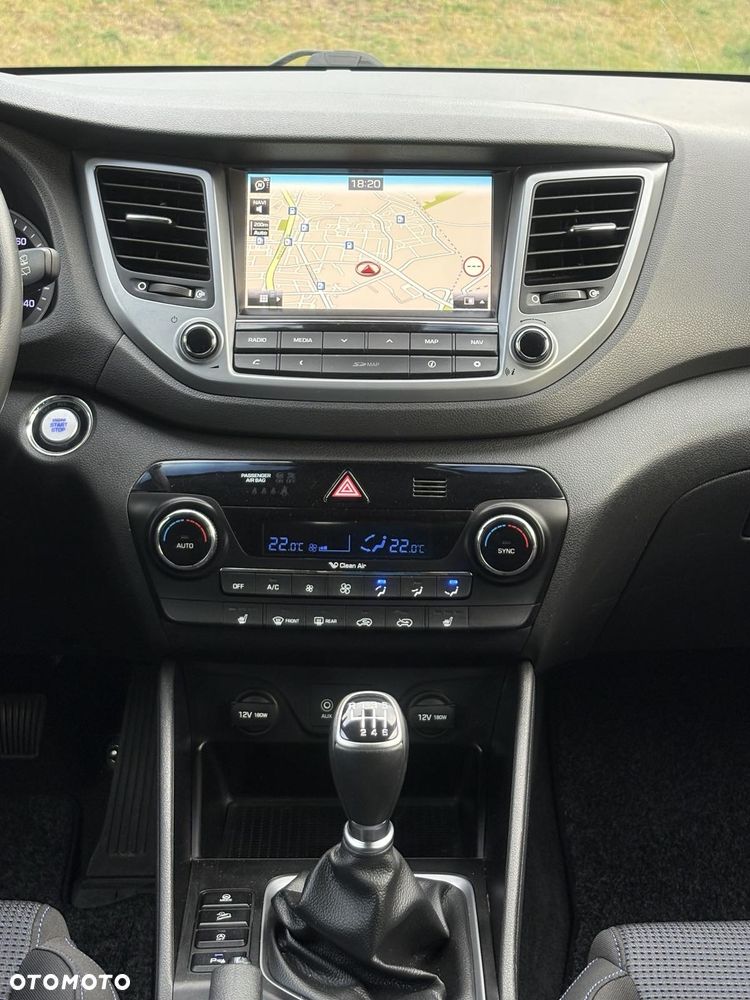 Hyundai Tucson 2.0 CRDi 2WD Trend - 23