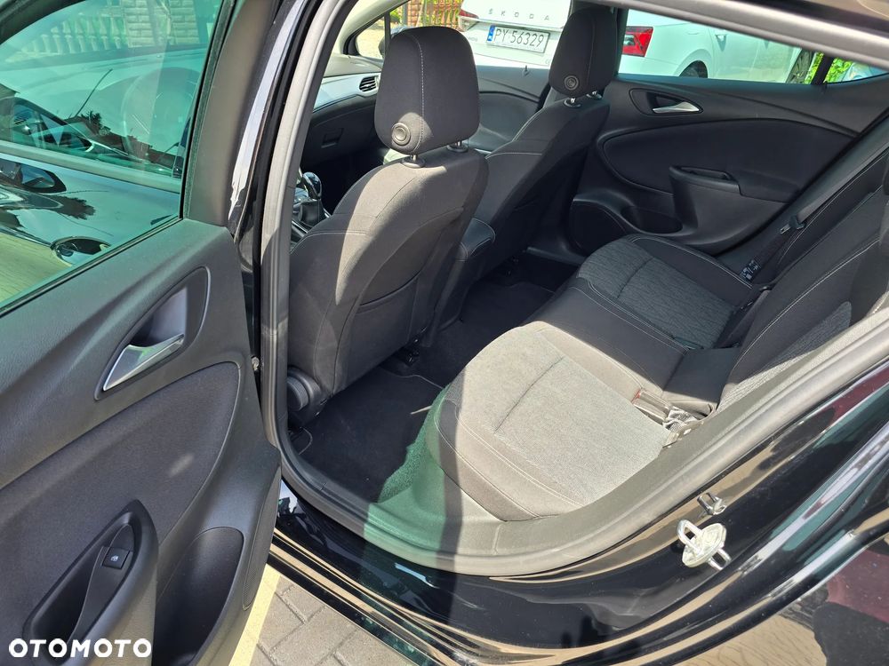 Opel Astra - 9