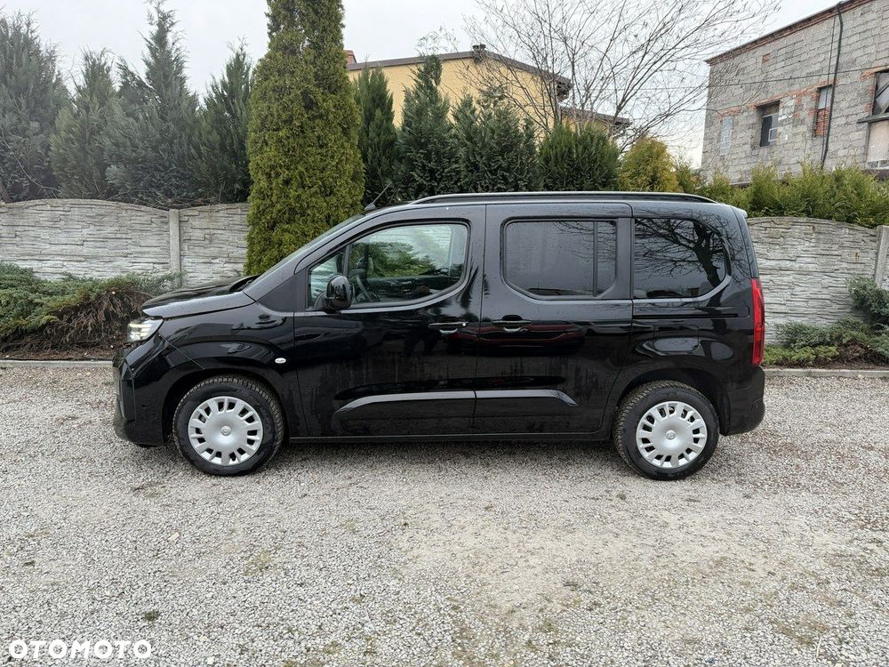 Opel Combo 1.5 D Automatik GS - 4