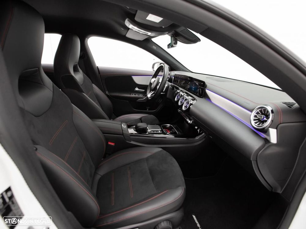 Mercedes-Benz CLA 250 e Shooting Brake AMG Line - 9