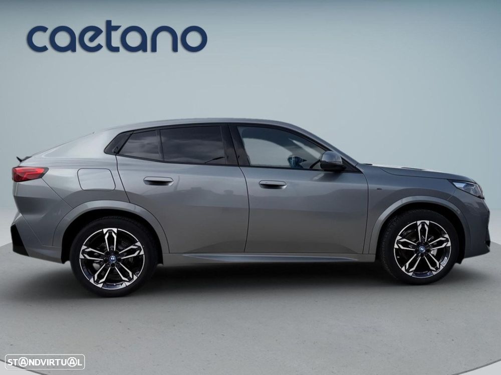 BMW iX1 eDrive20 xLine - 6