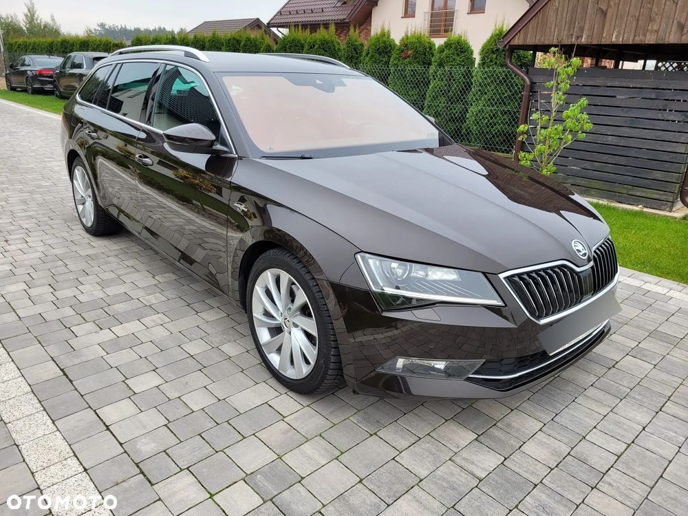 Skoda Superb 2.0 TDI 4x4 L&K DSG - 4