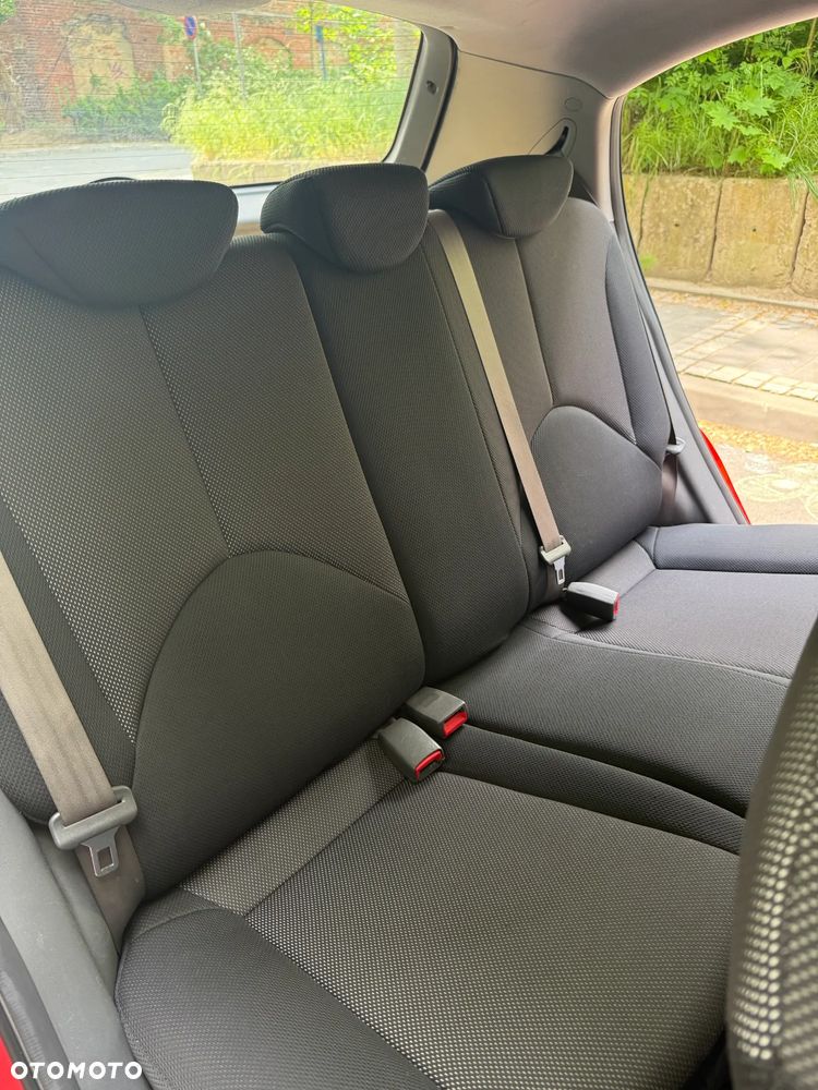 Kia Rio 1.6 Sport - 18