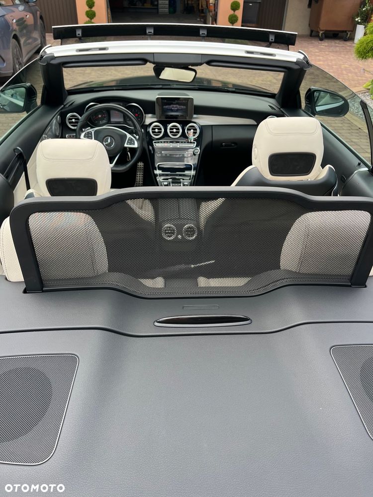 Mercedes-Benz Klasa C 300 9G-TRONIC - 7