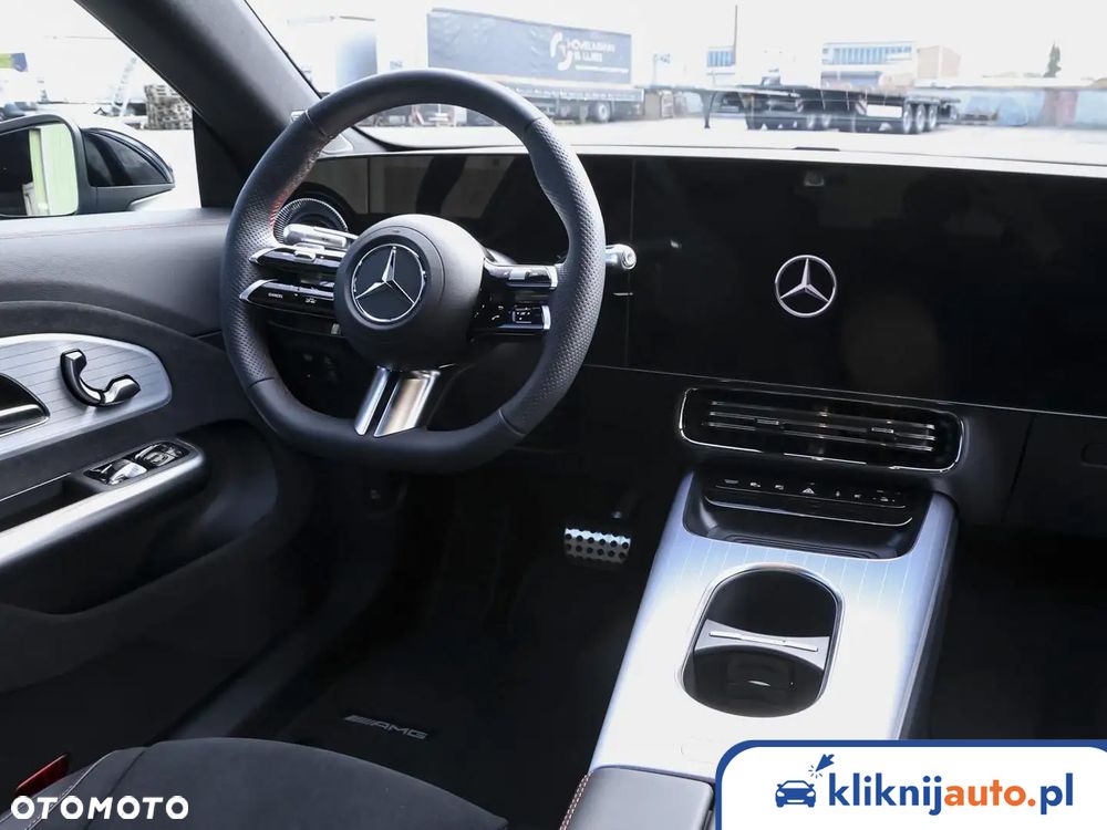 Mercedes-Benz CLA 200 AMG Line 7G-DCT - 7