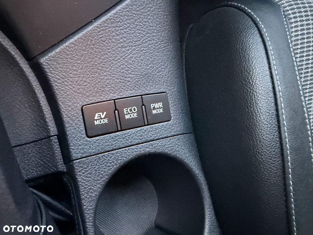 Toyota Auris Hybrid 135 Prestige - 11
