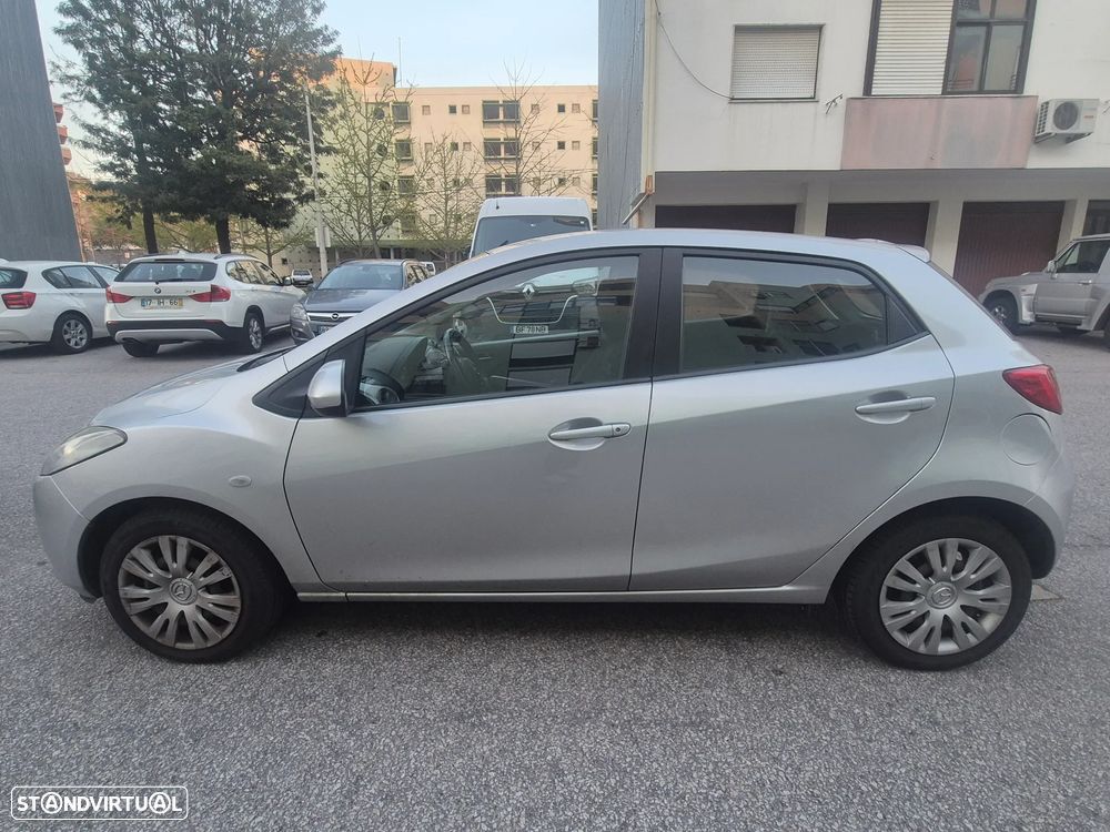 Mazda 2 1.3 MZR Core - 2
