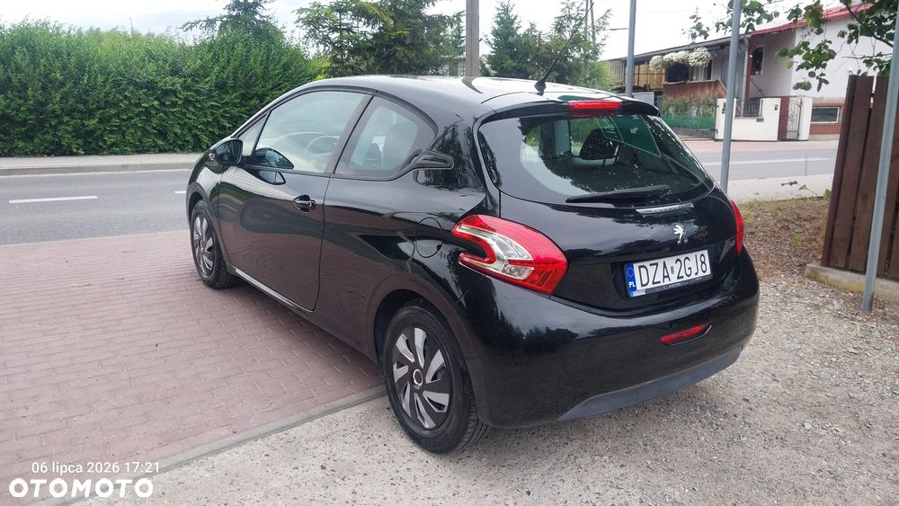 Peugeot 208 - 7