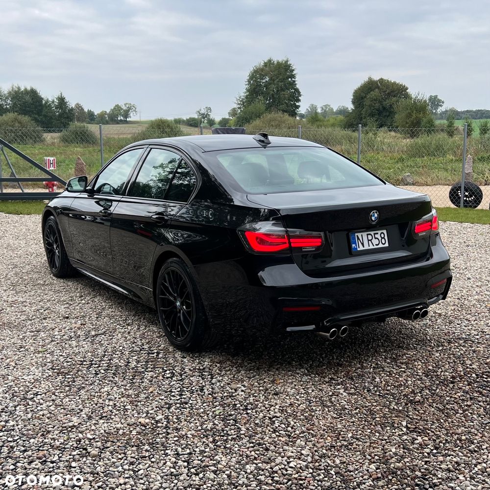 BMW Seria 3 330i Sport Line - 7