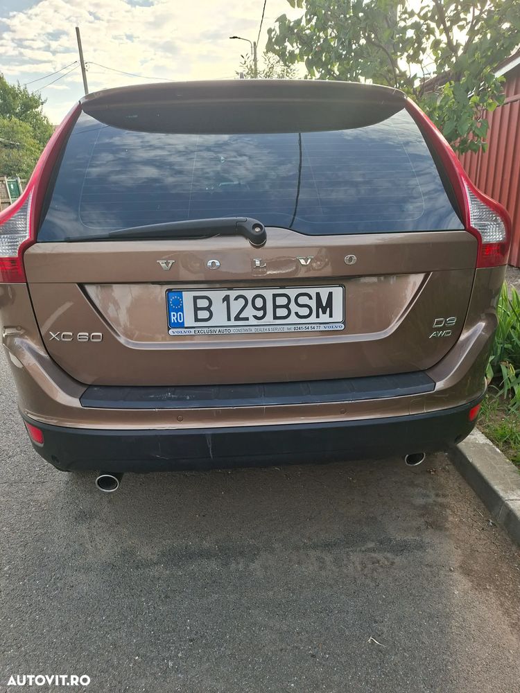 Volvo XC 60 D3 2.4D AWD AT6 Kinetic - 2