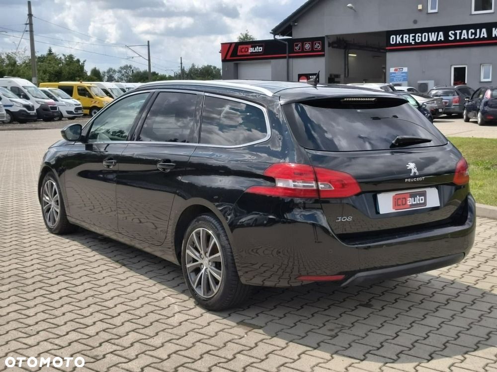 Peugeot 308 - 5
