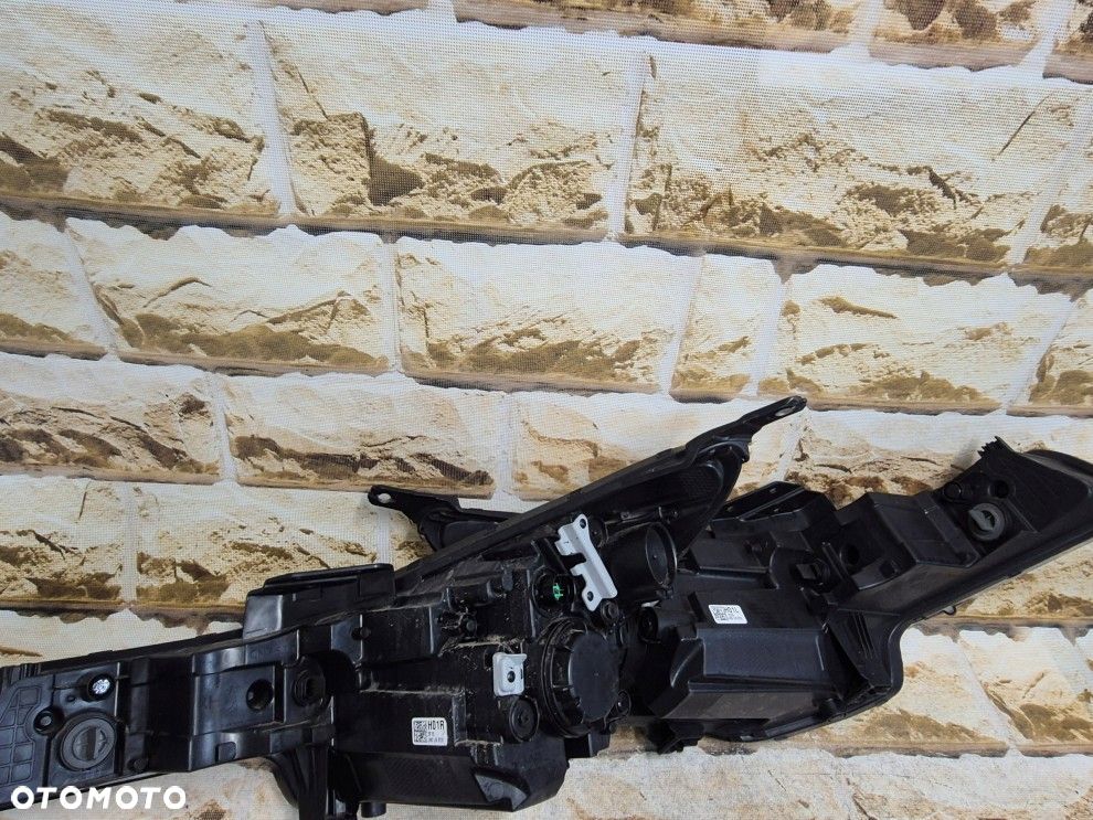 hyundai elantra VII 7 zwykła lampa soczewka europejsa oryginał demontaż - 11