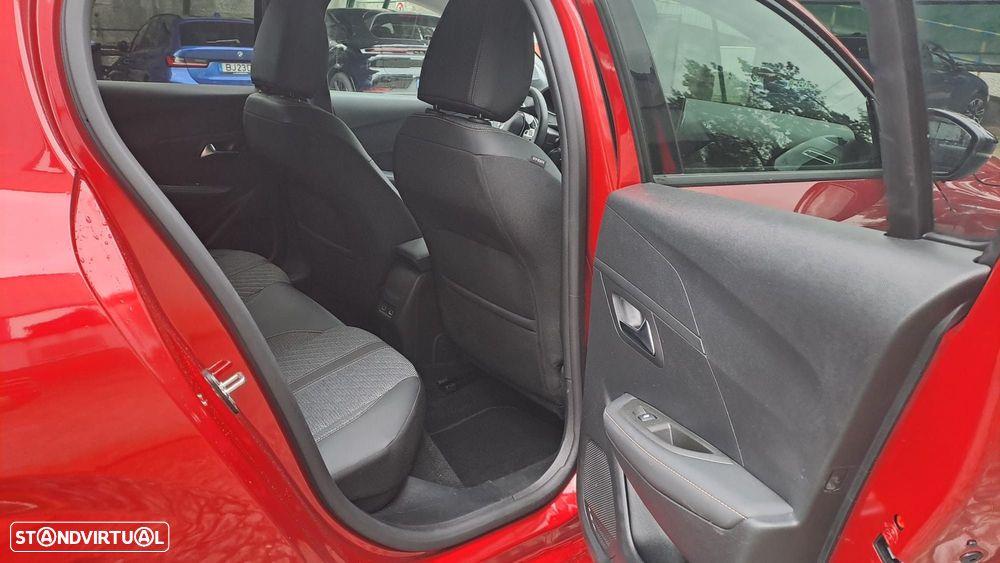 Peugeot 208 1.2 PureTech Allure - 27