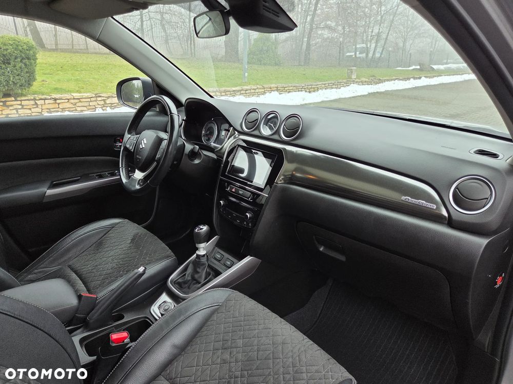 Suzuki Vitara 1.4 Boosterjet SHVS Premium 4WD - 22